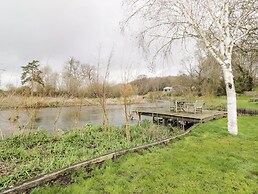 Avon Turn View