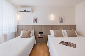Granada Suites by Olala Homes
