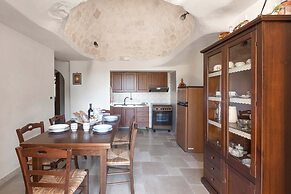 3279 Trullo Due Coni by Barbarhouse