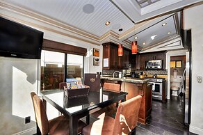 The Retreat in Laguna Beach