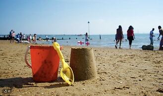 Lovely 2bed Apartment in Westcliff-on-sea!
