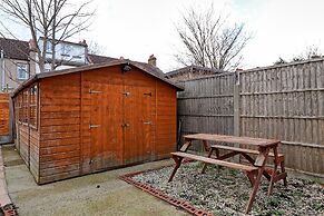 Big 3bed 2bath House Tropical Oasis Pet Friendly!