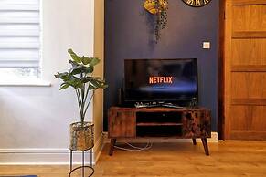 Big 3bed 2bath House Tropical Oasis Pet Friendly!