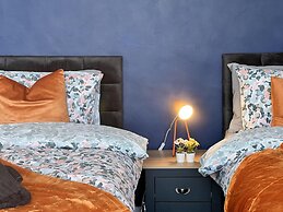 Captivating 2bed House in Southend Pet Friendly!