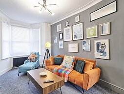 Captivating 2bed House in Southend Pet Friendly!