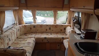 Lovely Caravan Near Notts and Newark
