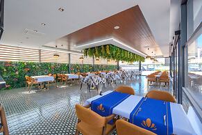 Elysium Deluxe Suites