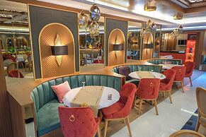 Elysium Deluxe Suites