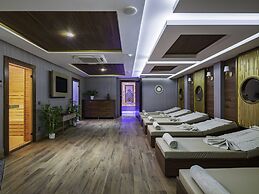 Elysium Deluxe Suites