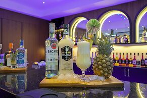 Elysium Deluxe Suites