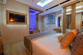 Elysium Deluxe Suites