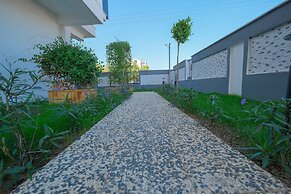 Elysium Deluxe Suites