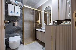 Elysium Deluxe Suites