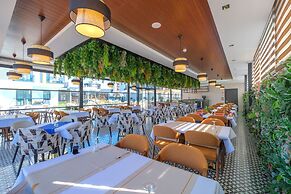 Elysium Deluxe Suites