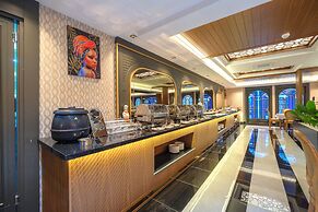 Elysium Deluxe Suites