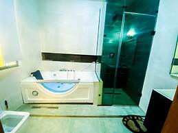Impeccable 2-bed Apartment in Lekki With Snooker