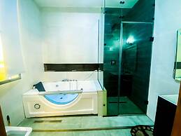 Impeccable 2-bed Apartment in Lekki With Snooker