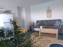 Beachside Retreat - Sleeps 4, Terrace & Views