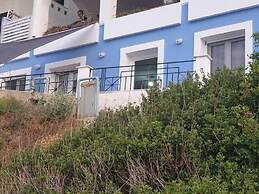 Beachside Retreat - Sleeps 4, Terrace & Views