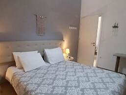 Aegean Villa Immaculate Apartment in Kalymnoss