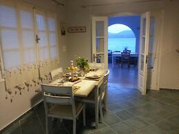 Aegean Villa Immaculate Apartment in Kalymnoss