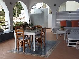 Aegean Villa Immaculate Apartment in Kalymnoss