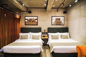 Aqua Frontier Hotel and Restaurant