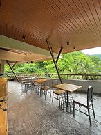 Aqua Frontier Hotel and Restaurant