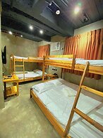 Aqua Frontier Hotel and Restaurant