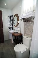 Aqua Frontier Hotel and Restaurant