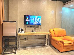 Aqua Frontier Hotel and Restaurant