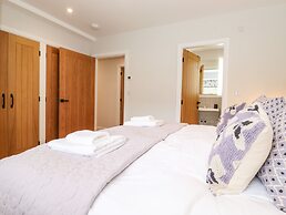 Adas Hideaway