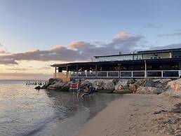 Mavs Combate Beach Club