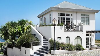 Whale Tails Hotel