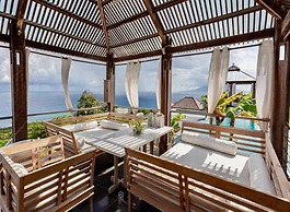 Whale Tails Hotel