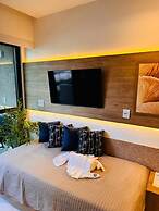 Mana & Makia Slin Muro Alto