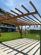 Mana & Makia Slin Muro Alto