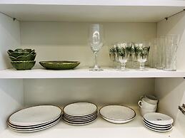 Mana & Makia Slin Muro Alto