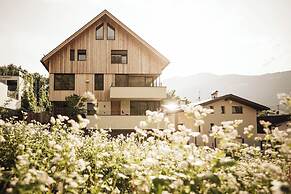 Milla Apartments