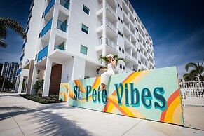 Mint House St. Petersburg - Downtown