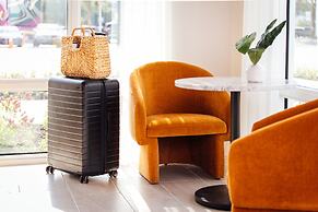 Mint House St. Petersburg - Downtown