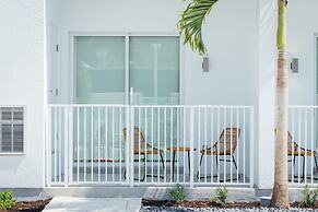 Mint House St. Petersburg - Downtown