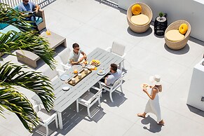 Mint House St. Petersburg - Downtown