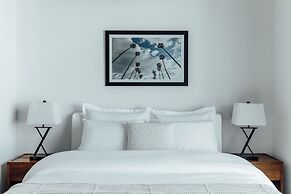 Mint House St. Petersburg - Downtown