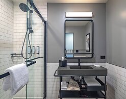 Moxy Phoenix Downtown