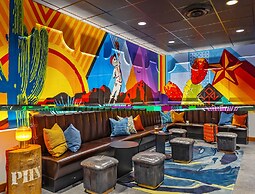 Moxy Phoenix Downtown