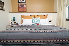 Moxy Phoenix Downtown