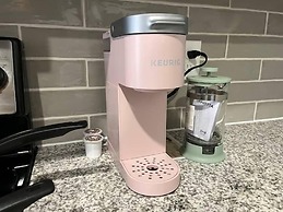 Boho Skyline Oasis- Dream 1BR Getaway