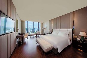 Radisson Blu Hotel, Ha Long Bay