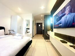 Unique Homes by Embassy Gardens